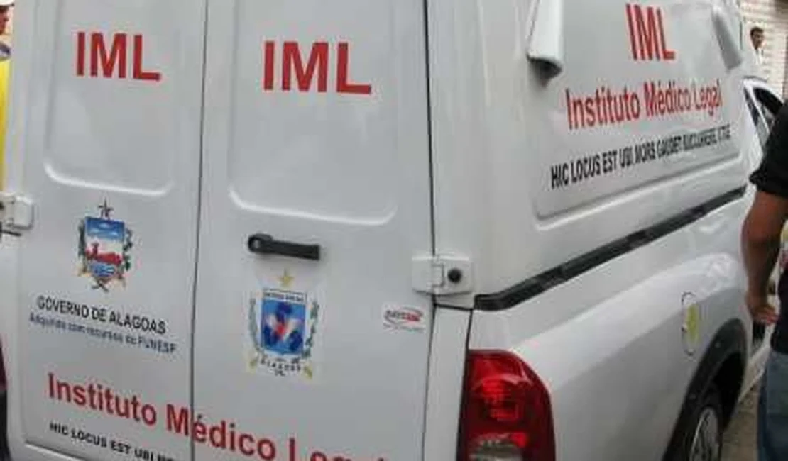 Homem é morto a facadas em bar na Feira Livre de Delmiro Gouveia