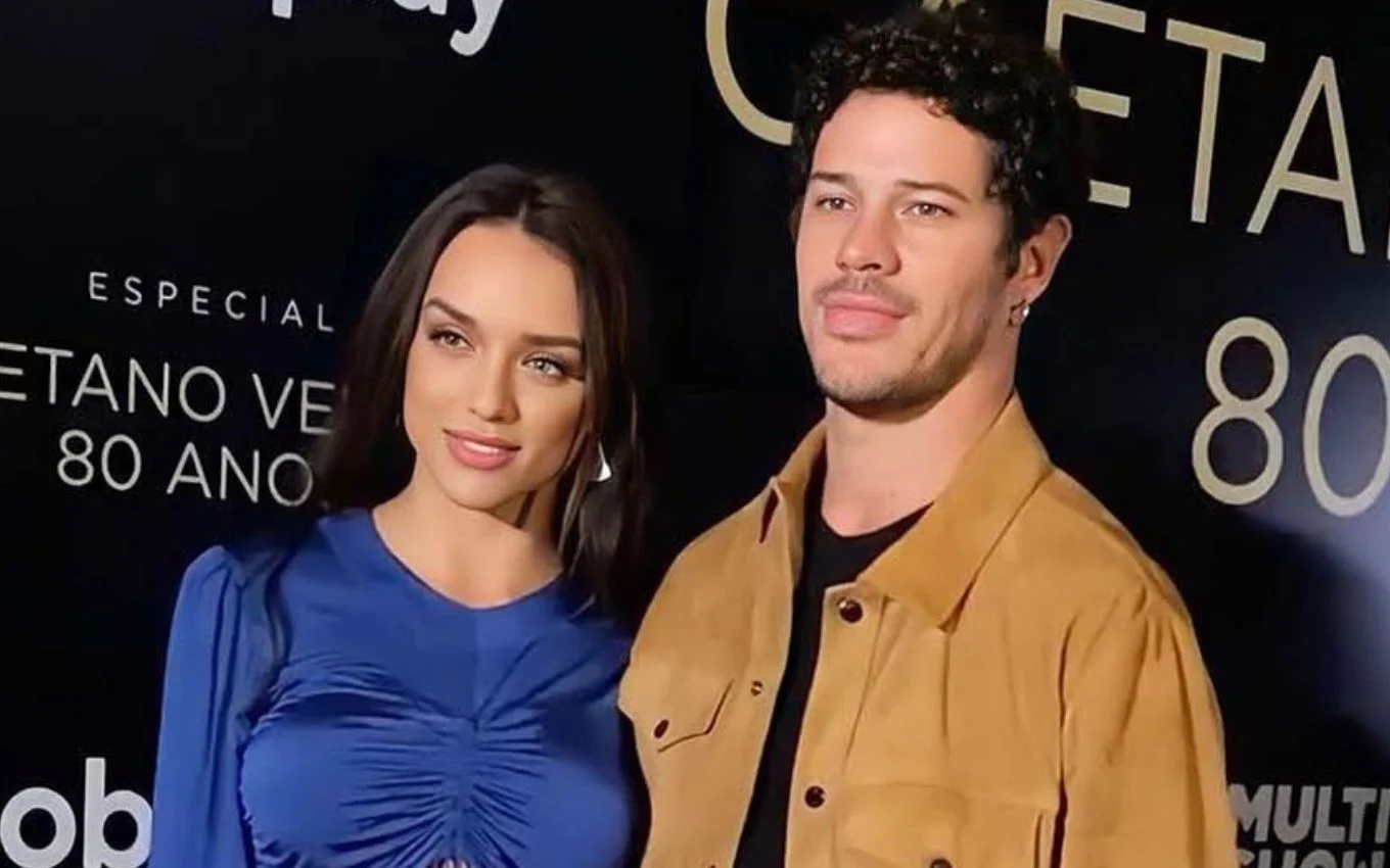 Rafa Kalimann e José Loreto assumem namoro e aparecem juntos em evento