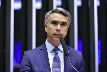 Rafael Brito vai atuar contra PEC da Blindagem: “humildade de ouvir”