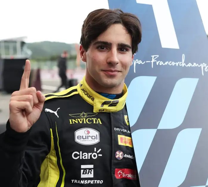 Rafa Câmara ganha força na Haas, mas equipe adia anúncio para 2027