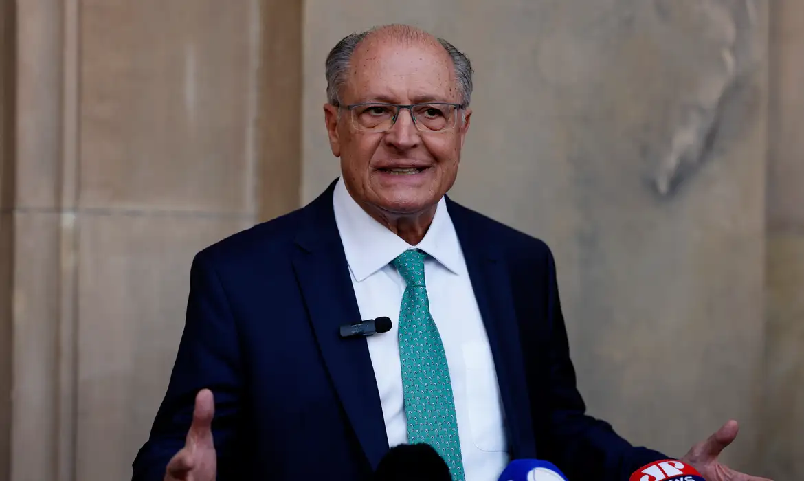 Alckmin comenta o que Governo quer discutir em reunião com Trump