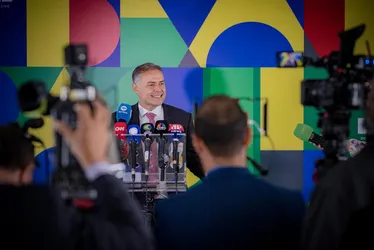 Renan Filho “descarta” vice Lula e reafirma candidatura ao governo