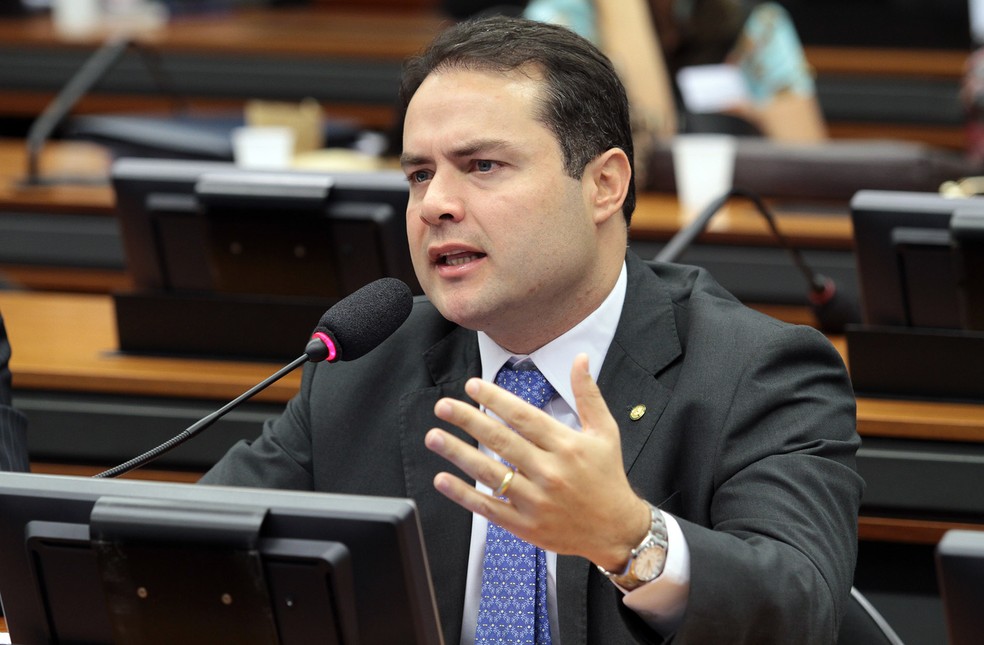 Governador de Alagoas afirma: ‘Há clara tentativa de insurgência nas PMs’