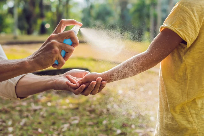 Anvisa proíbe venda de repelentes das marcas Above e Repellere
