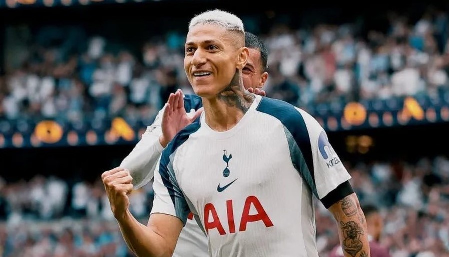 Tottenham nega empréstimo de Richarlison ao Vasco