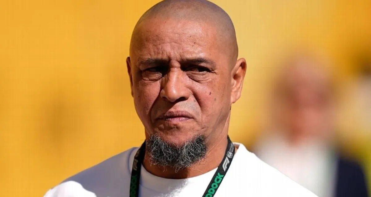 Roberto Carlos relata perda de 99% da fortuna acumulada no futebol