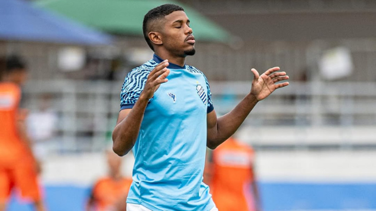 CSA inicia mudanças e atacante pode ser emprestado após eliminações