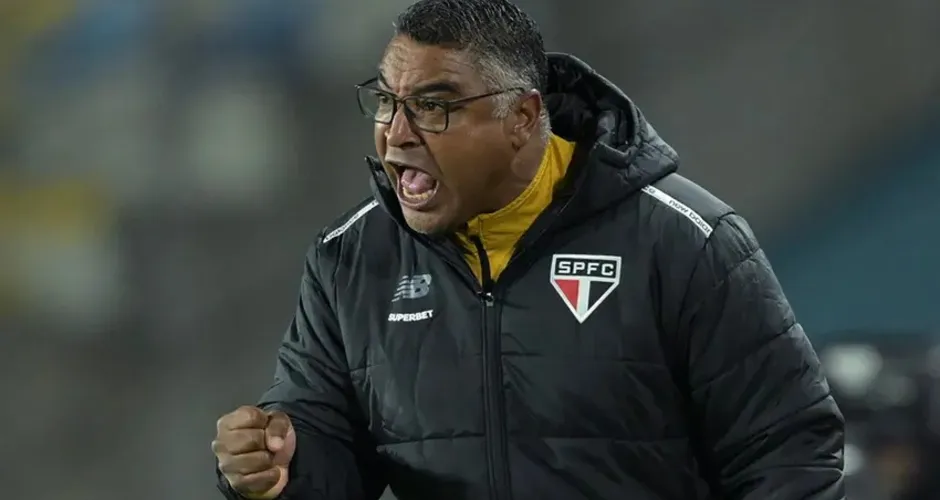 São Paulo mantém Roger Machado apesar da pressão e críticas internas