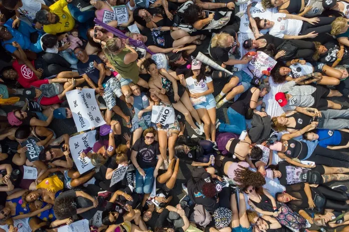 Brasil vai às ruas contra feminicídio e Maceió acompanha mobilização nacional