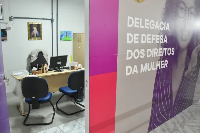 MP aciona Justiça para cobrar melhorias nas Delegacias da Mulher em AL