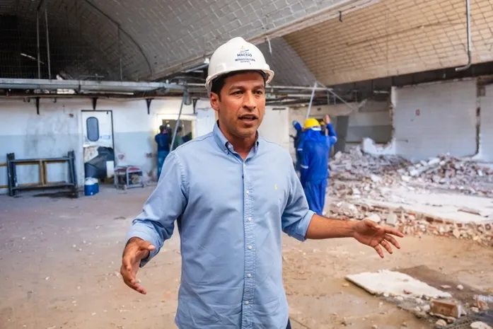 Crise na coleta de lixo desafia gestão de Rodrigo Cunha e atinge imagem de JHC