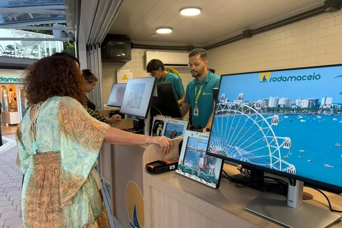 Roda Maceió completa primeiro mês e fortalece turismo na orla da Pajuçara