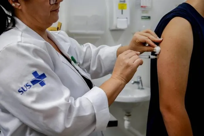 Cobertura vacinal da dengue: Ministério Público cobra dados de municípios de AL
