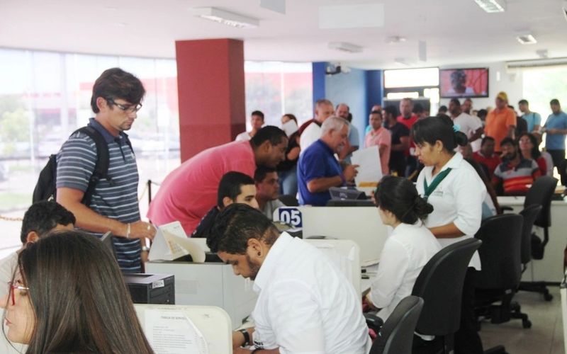 Servidores do Detran deflagram greve e atendimentos são suspensos