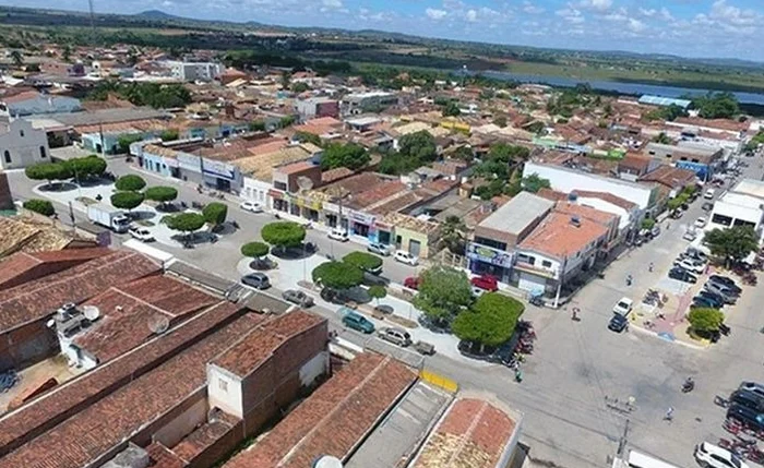 Homem acusado de tentar matar a tia é preso em matagal em Craíbas