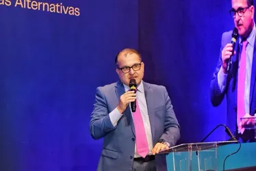 Santoro e RF apresentam pacote bilionário para infraestrutura em 2026