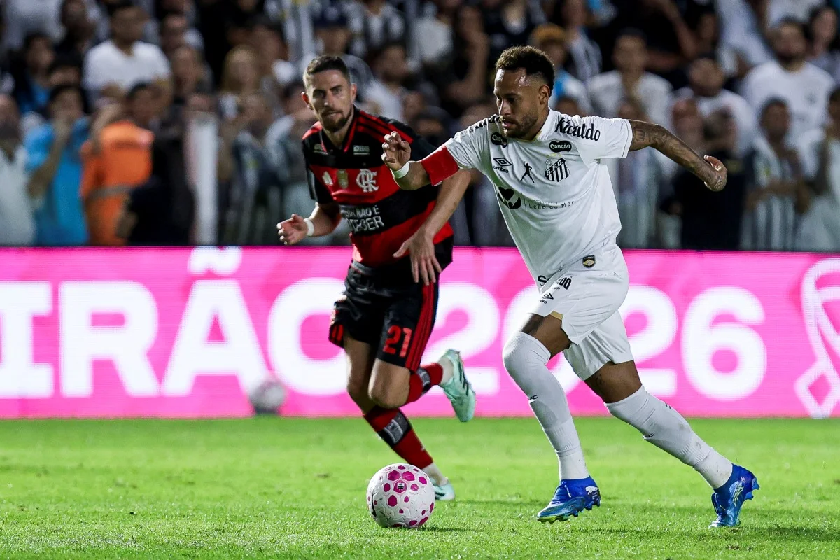 VAR demora quase 10 minutos em Santos x Flamengo e estabelece recorde