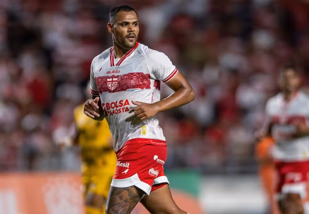 CRB rejeita proposta do São Paulo por Mikael e exige 2 milhões de euros