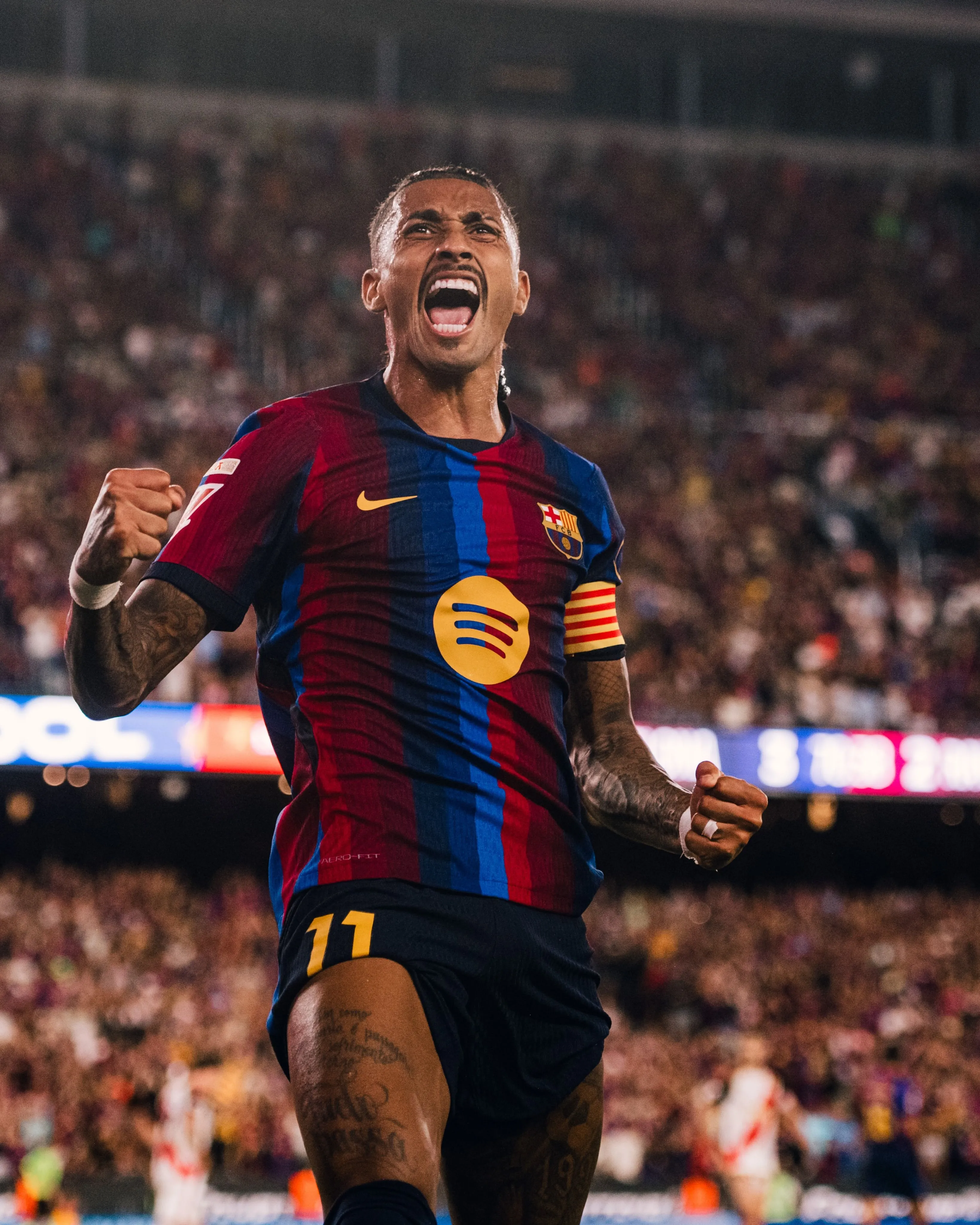 Raphinha sonha em renovar contrato e se aposentar no Barcelona