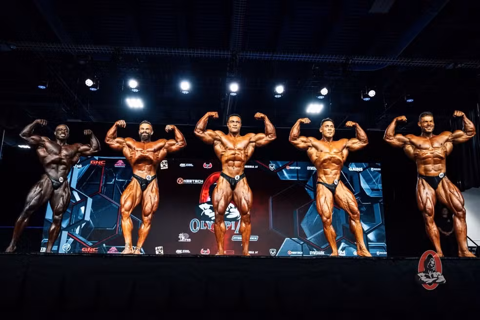 Ramon Dino perde bicampeonato e termina Mr. Olympia 2026 em 3º lugar