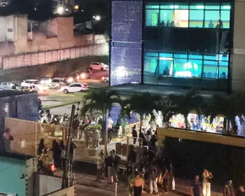 Correria em faculdade no Farol após boato de aluno armado