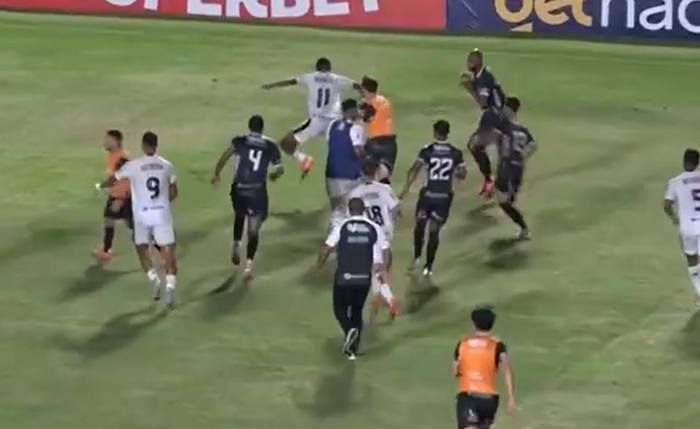 MP investiga segurança do estádio do ASA após confusão que teve invasão de campo