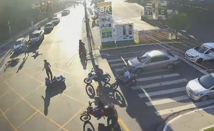 Colisão entre motos deixa três feridos na Leste-Oeste, em Maceió