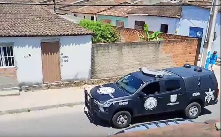 Adolescente é resgatada após cárcere em Maceió