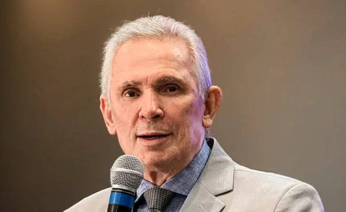 Pastor João Luiz anuncia renúncia ao cargo de vereador e retorna à igreja