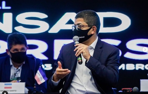 Secretário revela quando será publicado edital de ampliação da carga horária de professor
