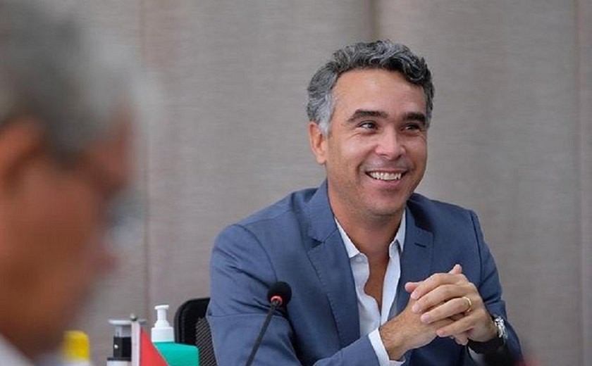 Lula vai anunciar retomada de 4 mil obras na Educação, avisa deputado