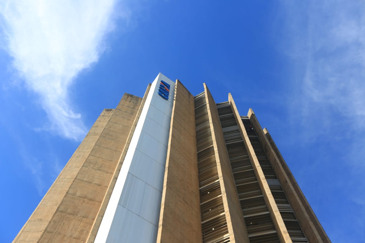 Gerentes da Caixa são destituídos após barrar operação de R$ 500 milhões com Banco Master