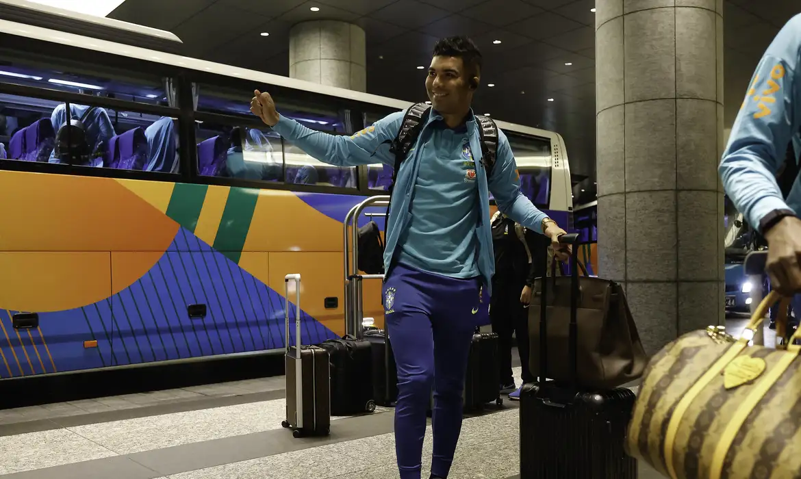 Brasil desembarca no Japão para último amistoso antes da Copa com seleções asiáticas