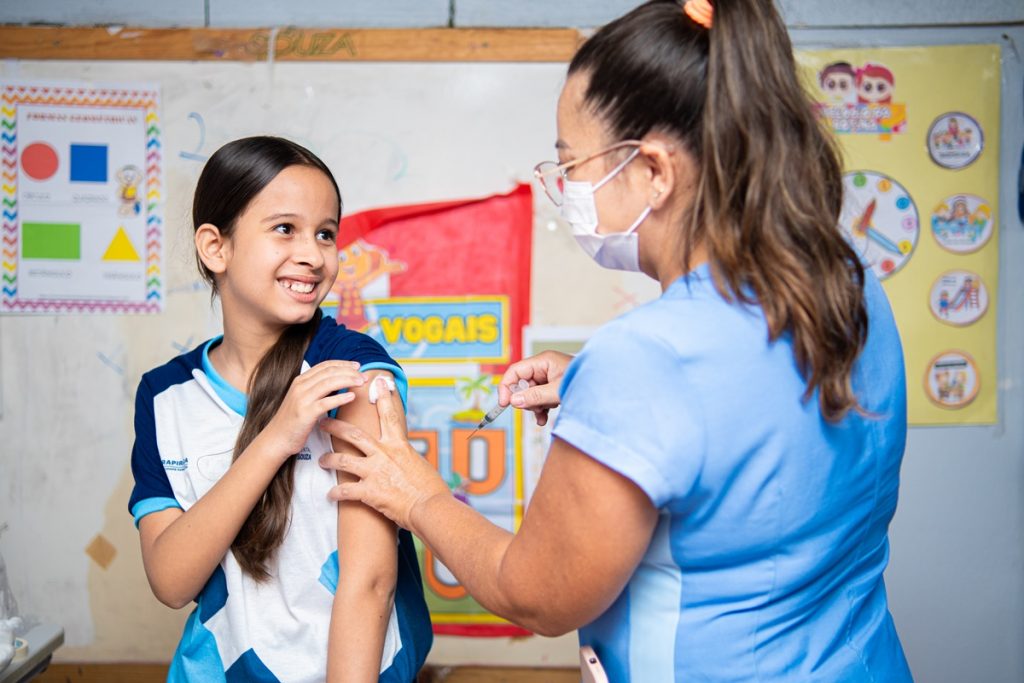 Arapiraca inicia Campanha de Multivacinação para atualizar caderneta infantojuvenil