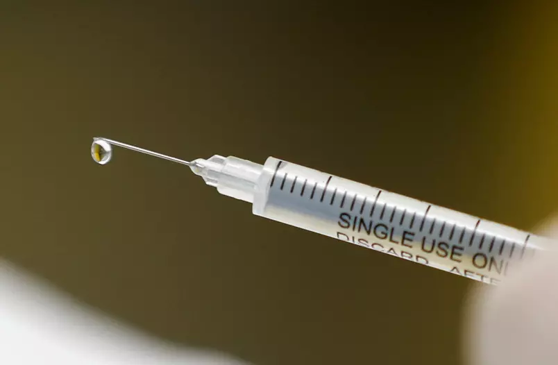 Após atraso do Ministério, Governo de AL supre demanda de seringas para Pfizer