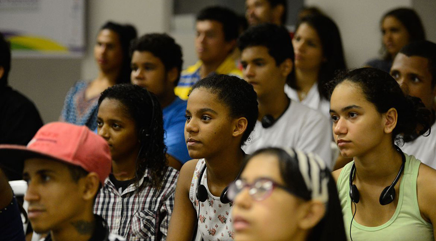 3,7 milhões de jovens brasileiros saíram da condição 'nem-nem' nos últimos 6 anos
