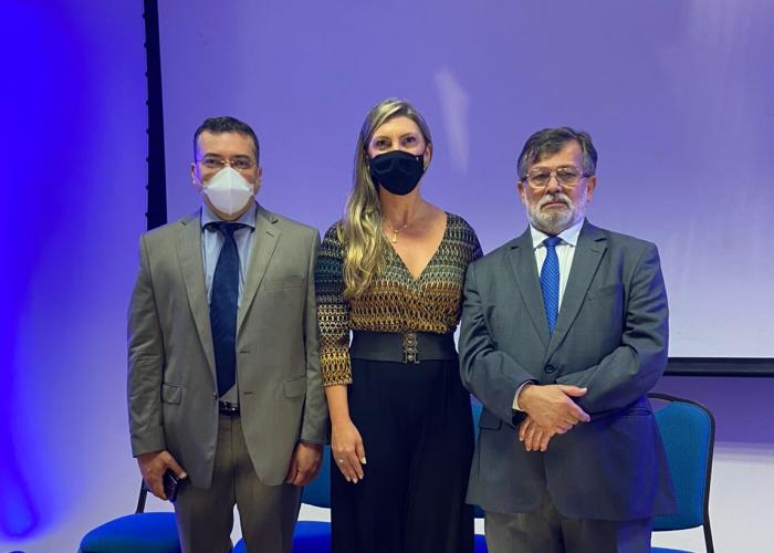 Conselheiro Rodrigo Siqueira representa TCE-AL na entrega de medalhas a contadores