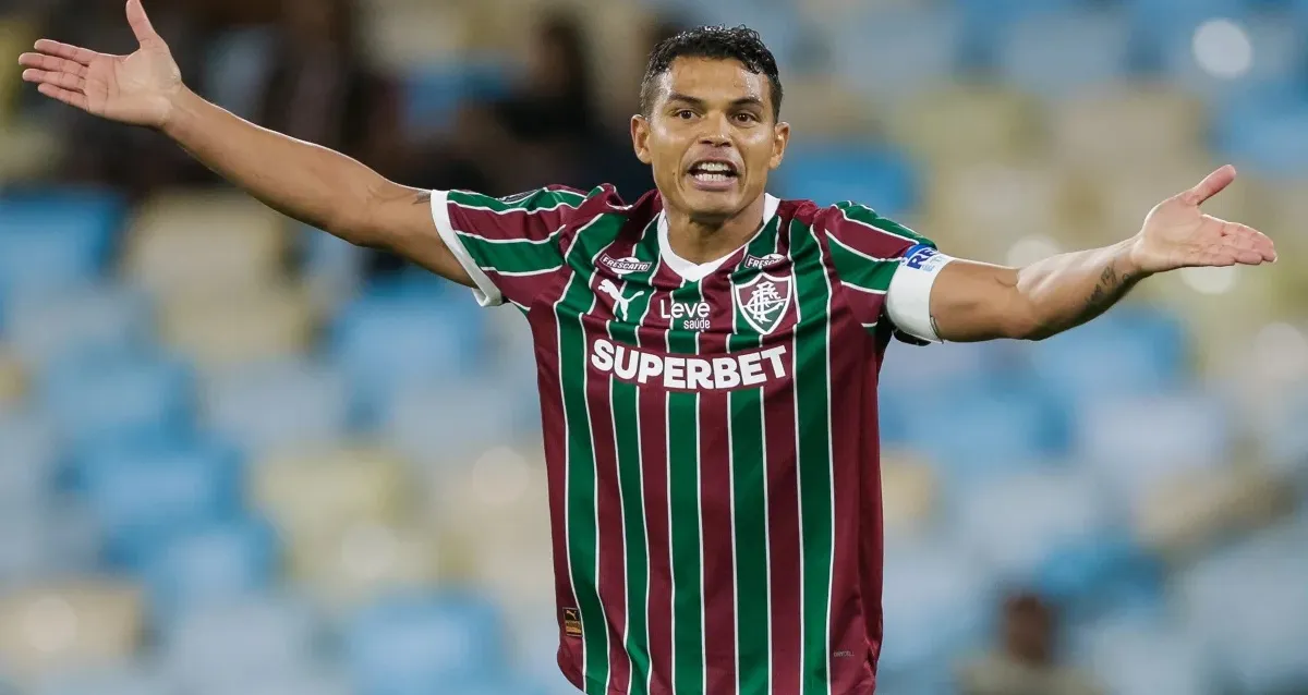 “Não pode tirar todo mundo”: Thiago Silva critica renovação de Ancelotti
