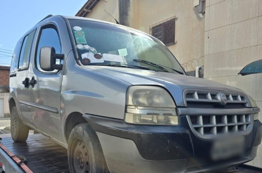 Agentes flagram crianças abandonadas em transporte irregular em Maceió