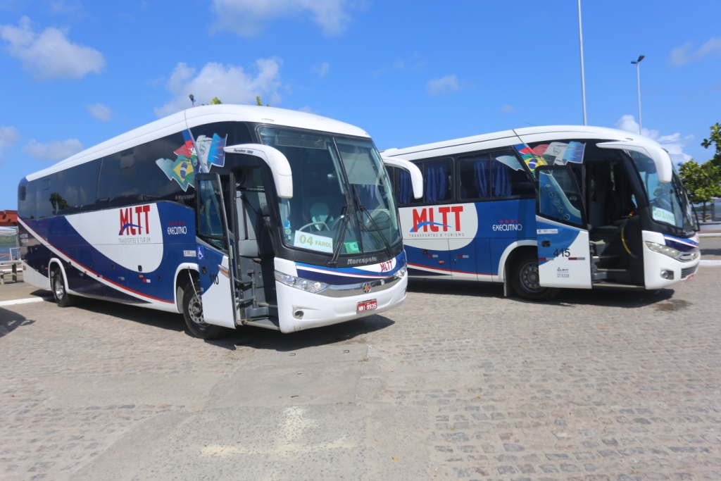 Caos no transporte universitário revolta estudantes de Marechal