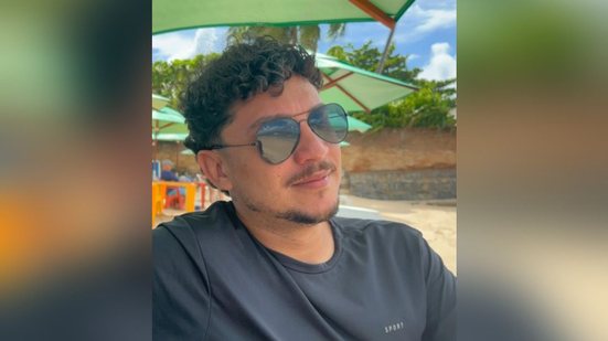 Família de cabeleireiro morto por alergia consegue translado