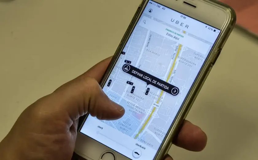 Uber é condenada a indenizar motorista por desativação irregular