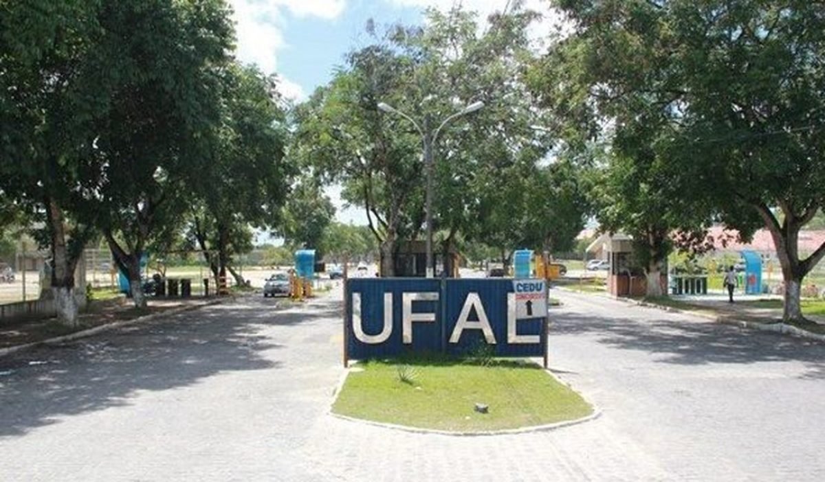 Ufal tem 45 cursos com 5 e 4 estrelas na avaliação no Guia da Faculdade 2021