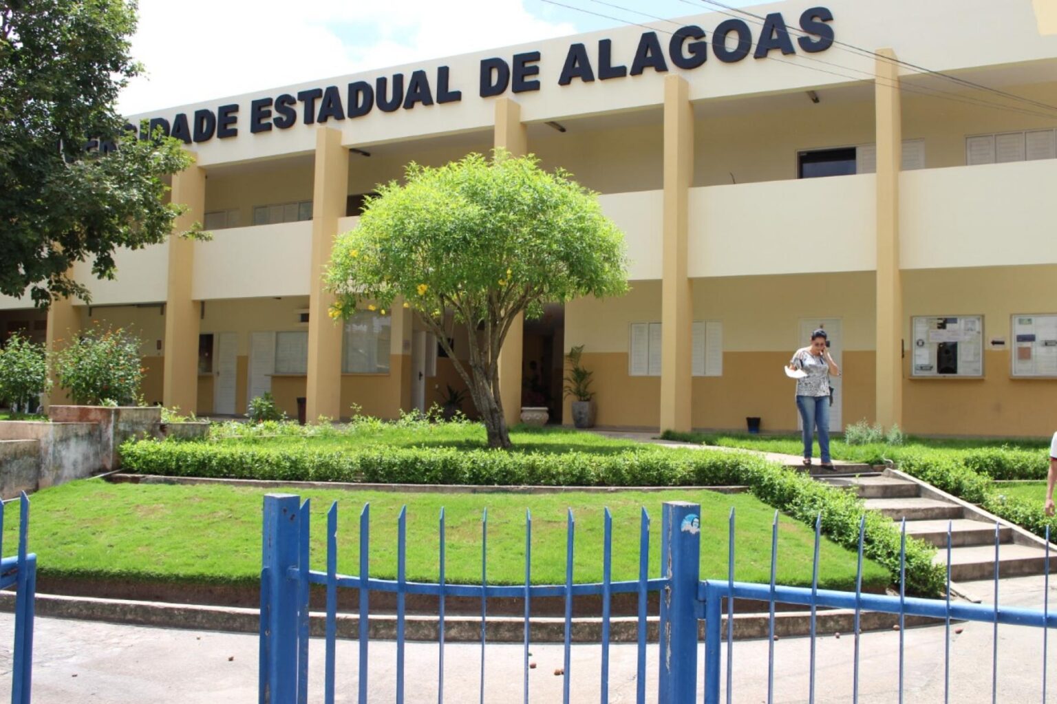 Uneal oferta mais de mil vagas para 35 cursos de graduação dos seis campi em Alagoas