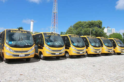 75 novos ônibus escolares integram frota alagoana nas próximas semanas; outros 125 até dezembro