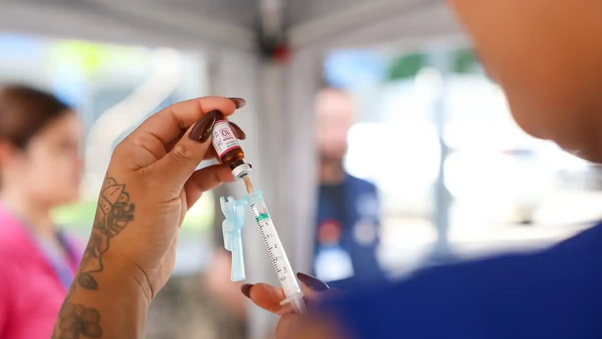 Consulta pública é aberta para incorporação da vacina contra meningite do tipo B ao SUS