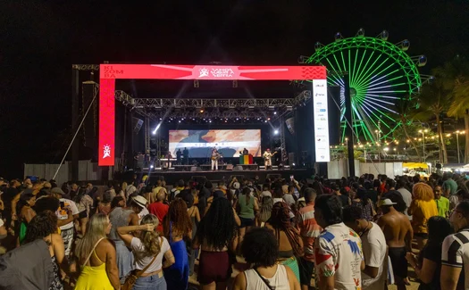 Com Paulinho da Viola, Vamos Subir a Serra chega ao segundo dia na Orla da Pajuçara