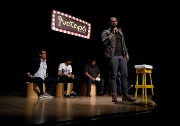 Grupo baiano de comédia chega em Maceió para apresentação no Teatro Gustavo Leite