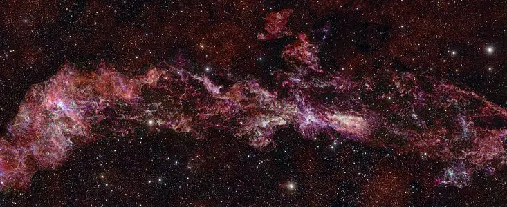 Imagem feita no centro da Via Láctea mostra detalhes de buraco negro