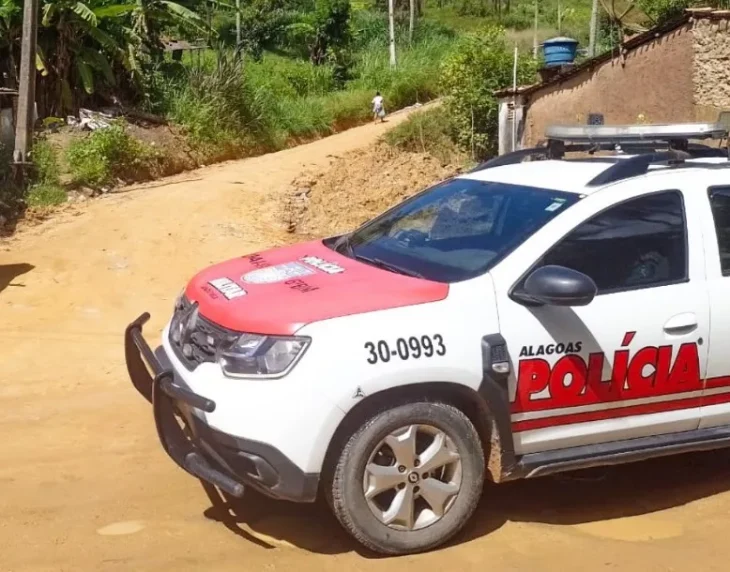 Homem tenta fugir da PM e acaba preso com drogas em Maragogi